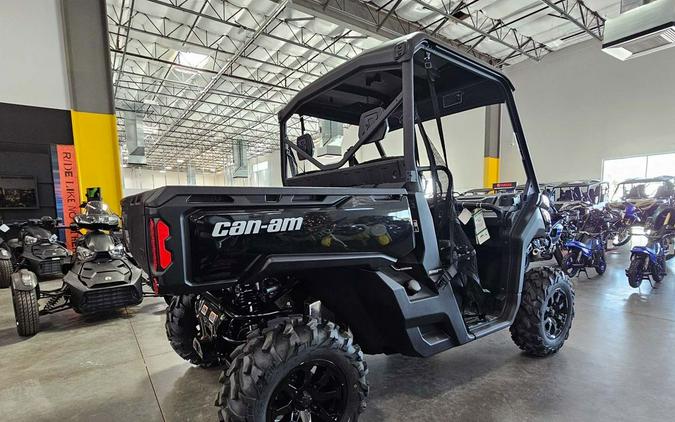 2024 Can-Am® Defender XT HD10