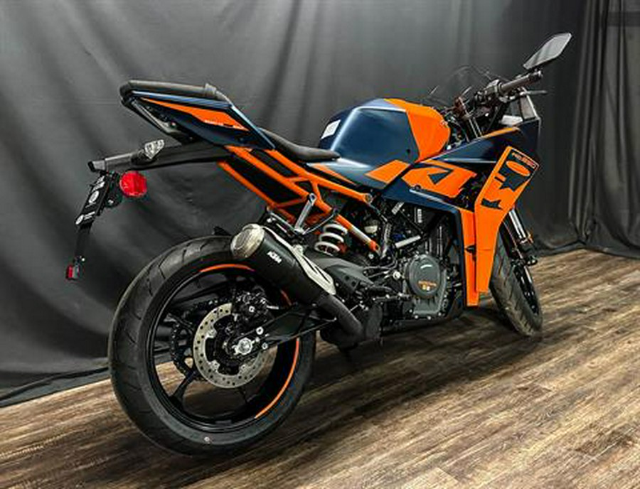 2023 KTM RC 390