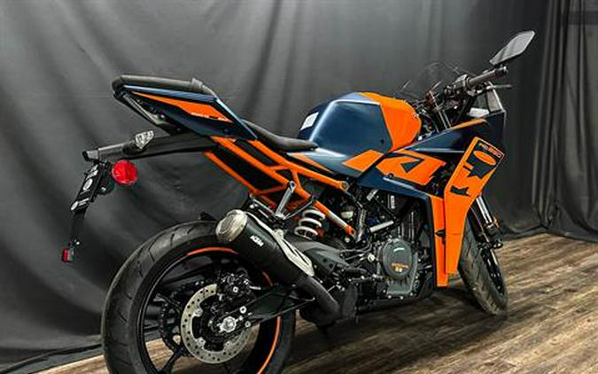 2023 KTM RC 390