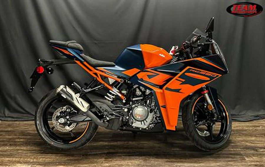 2023 KTM RC 390