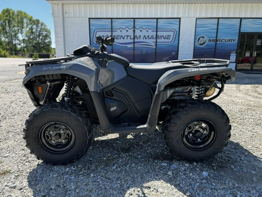 2023 Can-Am™ OutlanderT DPS 700