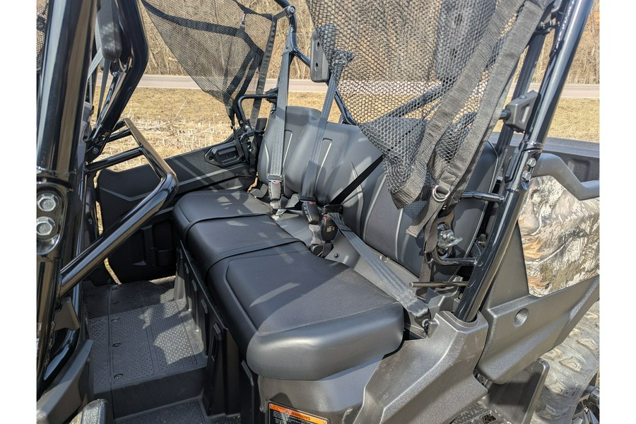 2025 Honda Pioneer 1000-6 Crew Deluxe