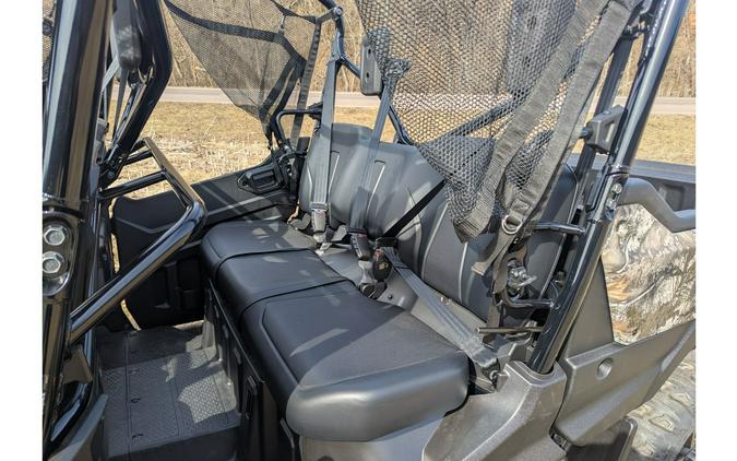 2025 Honda Pioneer 1000-6 Crew Deluxe