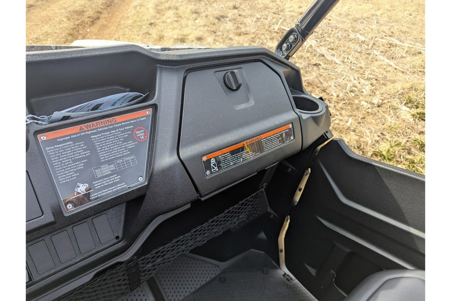 2025 Honda Pioneer 1000-6 Crew Deluxe