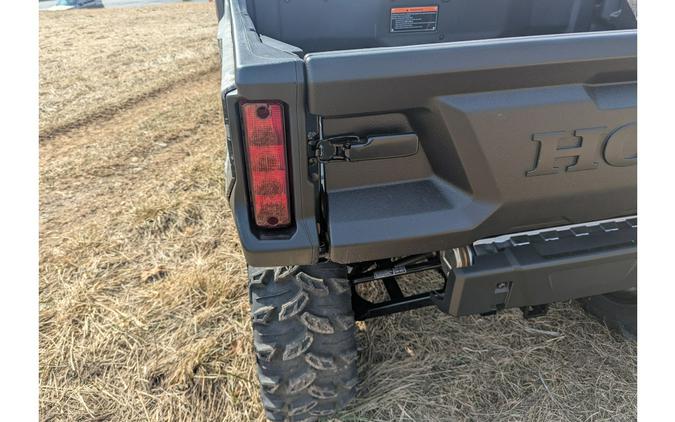 2025 Honda Pioneer 1000-6 Crew Deluxe