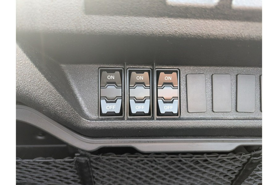 2025 Honda Pioneer 1000-6 Crew Deluxe