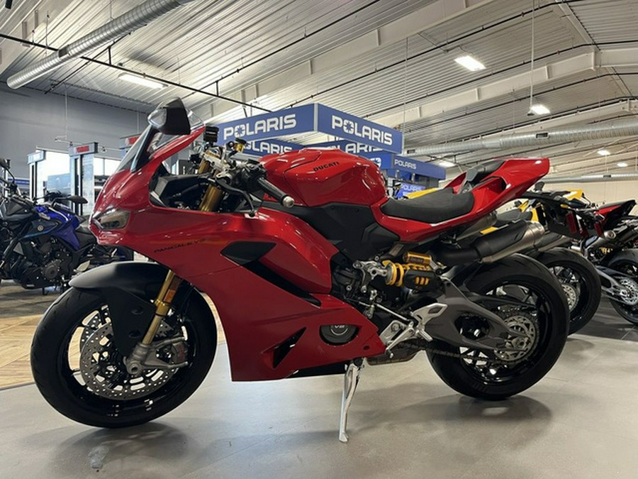 2025 Ducati Panigale V2 S