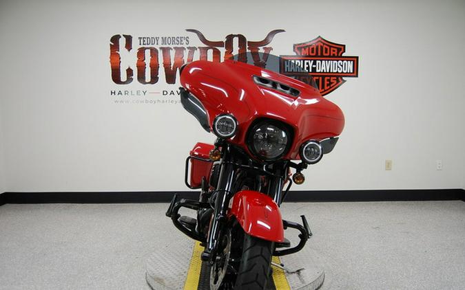 2022 Harley-Davidson Street Glide FLHXS - Special