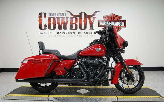 2022 Harley-Davidson Street Glide FLHXS - Special