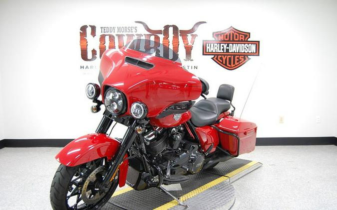2022 Harley-Davidson Street Glide FLHXS - Special