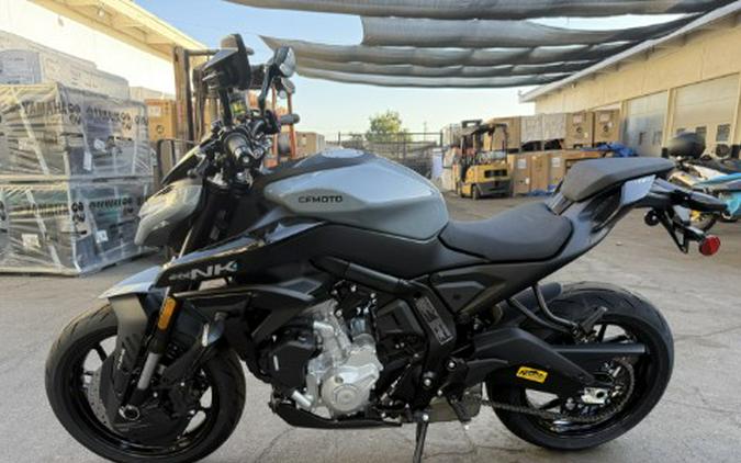 2026 CFMOTO 675NK