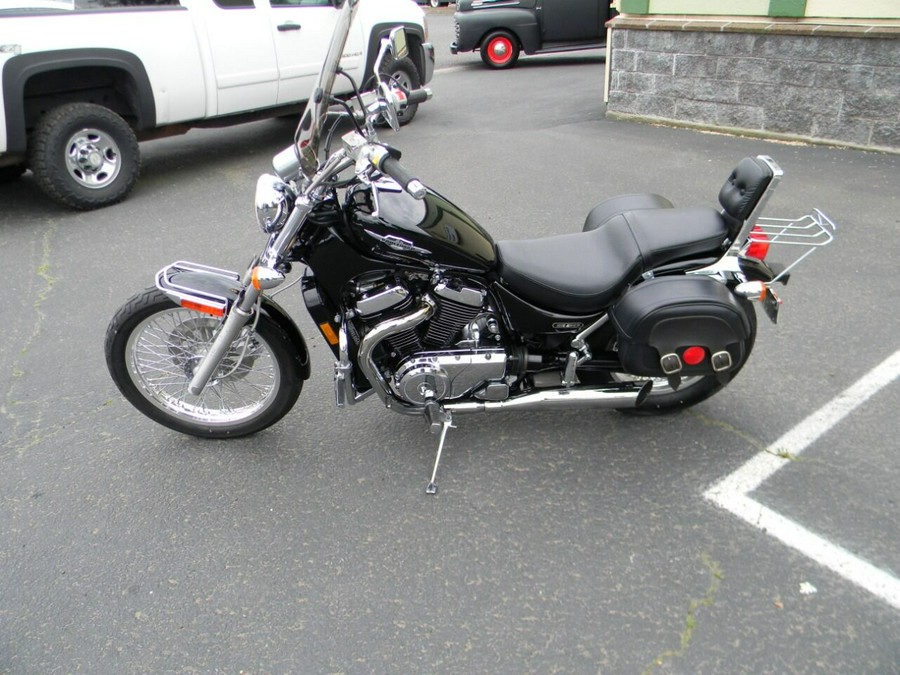 2005 Suzuki S50 Boulevard VS800