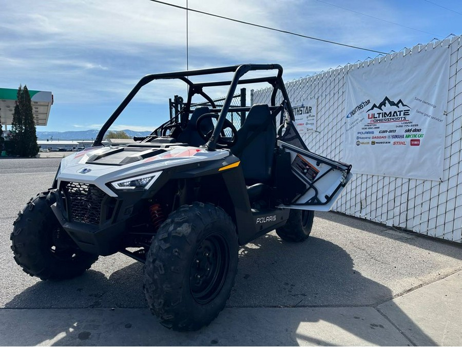 2023 Polaris Industries RZR 200 EFI White Lightning/Indy Red