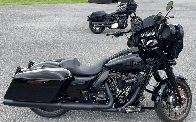 2022 Harley-Davidson Street Glide ST Vivid Black