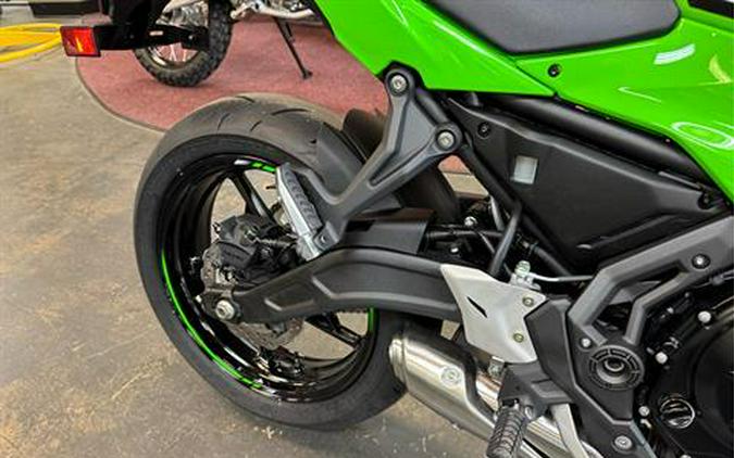 2025 Kawasaki Ninja 650 KRT Edition ABS