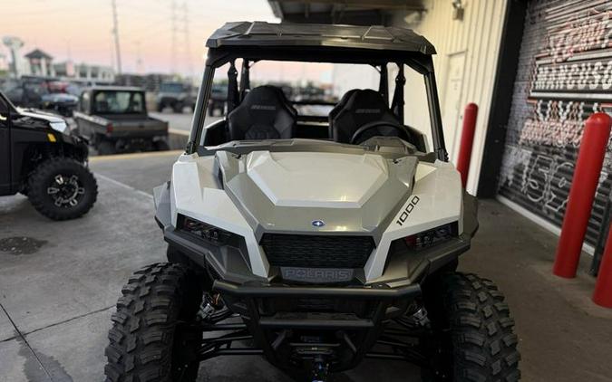 2026 Polaris® General XP 4 1000 Sport