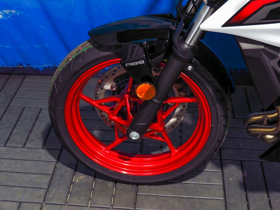 2026 Kawasaki Z500 SE ABS