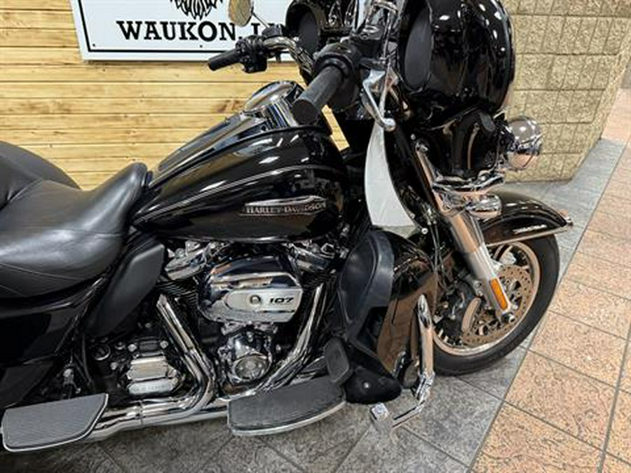 2017 Harley-Davidson Tri Glide® Ultra