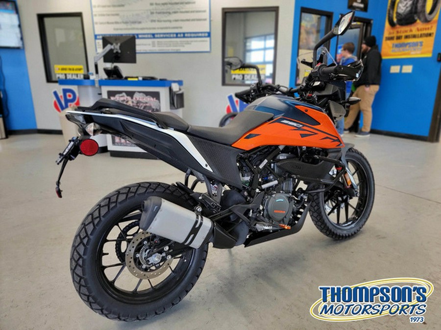 2022 KTM Adventure 390