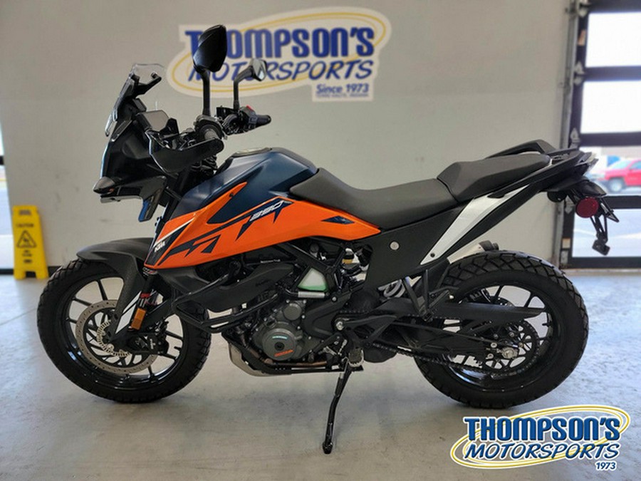 2022 KTM Adventure 390