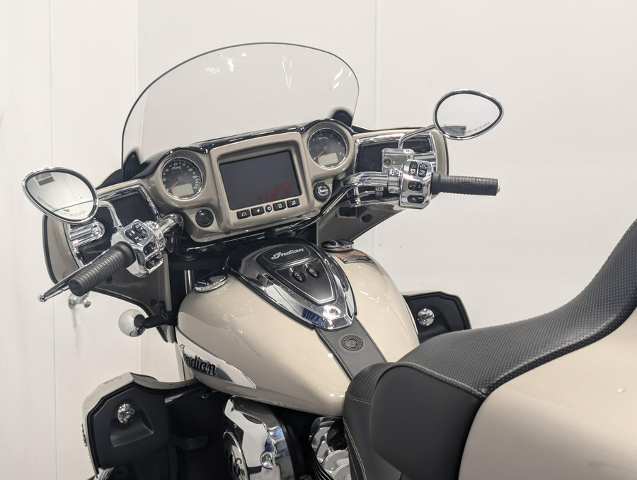 2025 Indian Motorcycle Roadmaster Limited 116 W/AUDIO UPGRADE