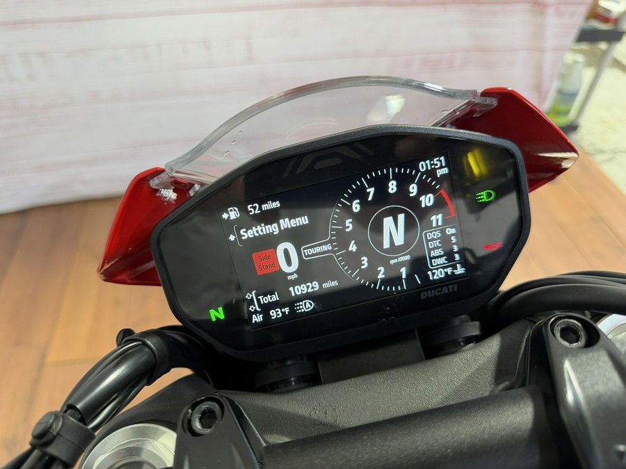 2023 Ducati MONSTER PLUS