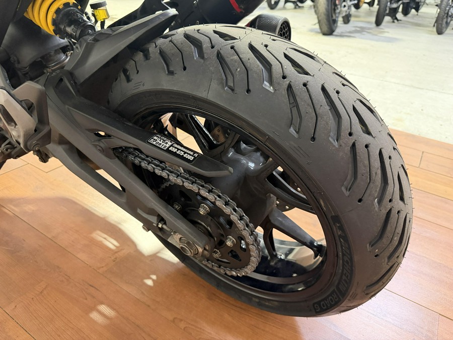 2023 Ducati MONSTER PLUS