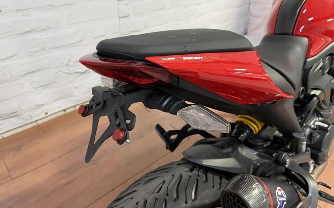 2023 Ducati MONSTER PLUS