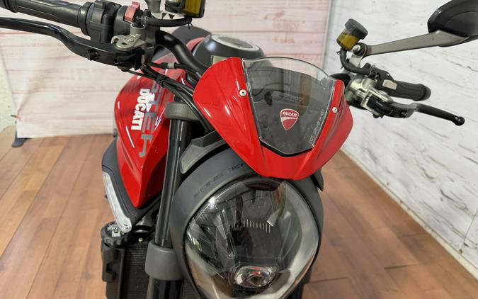 2023 Ducati MONSTER PLUS