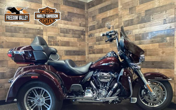 2022 Harley-Davidson Tri Glide Ultra Midnight Crimson/Vivid Black FLHTCUTG