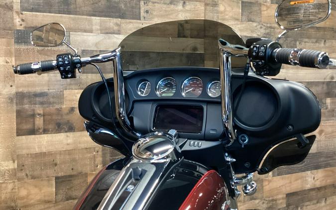 2022 Harley-Davidson® Tri Glide® Ultra Midnight Crimson/Vivid Black