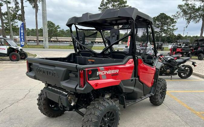 2025 Honda® Pioneer 1000 Deluxe