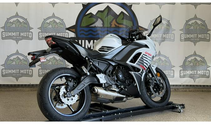 2026 Ninja 650 ABS (EX650PTFAN) - Kawasaki