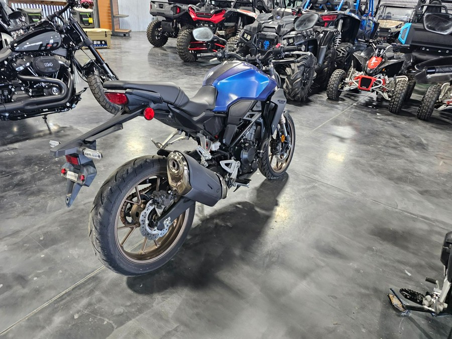 2022 Honda CB300R ABS