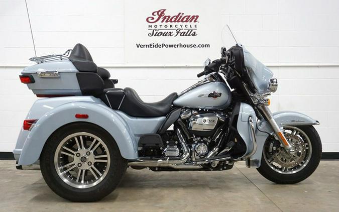 2023 Harley-Davidson FLHTCUTG - Tri Glide Ultra