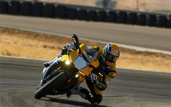 2016 Yamaha Motor Corp., USA YZF-R1