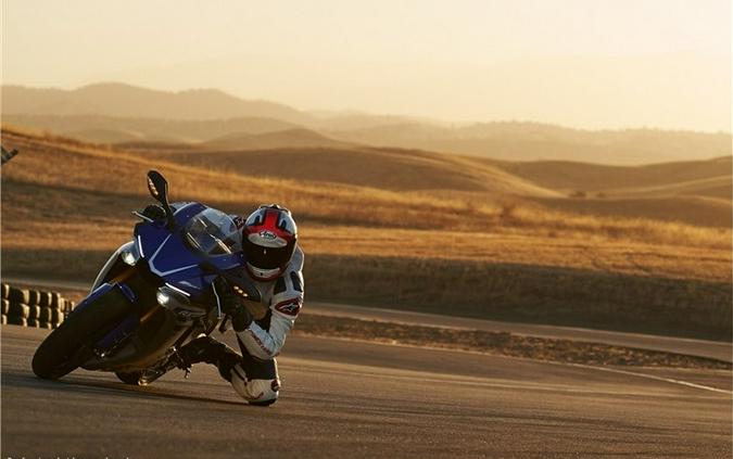 2016 Yamaha Motor Corp., USA YZF-R1