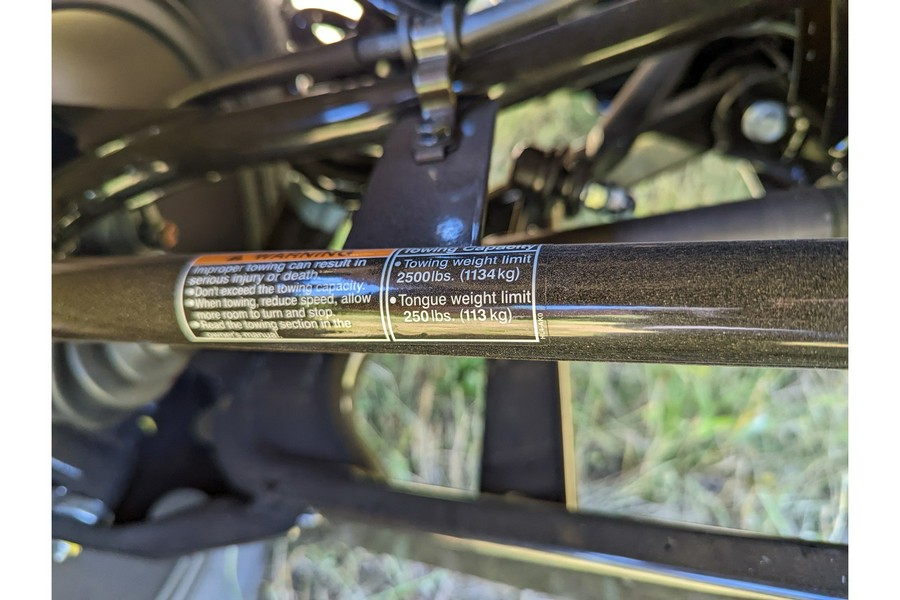 2025 Honda Pioneer 1000 Deluxe