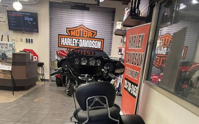 2022 Harley-Davidson® FLHXS - Street Glide® Special