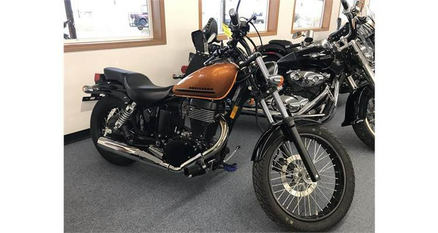 2017 Suzuki BOULEVARD S40