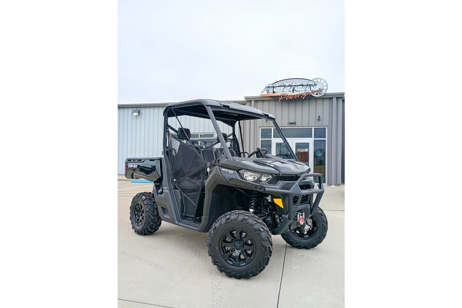 2024 Can-Am Defender XT HD10