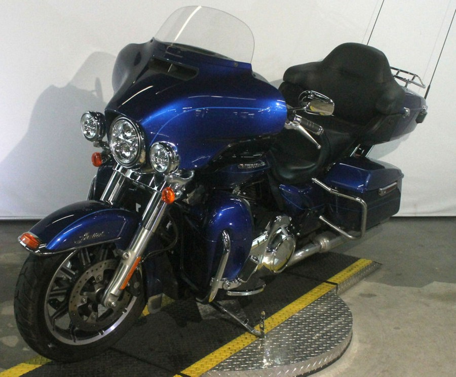 2015 Harley-Davidson® FLHTKL - Ultra Limited Low