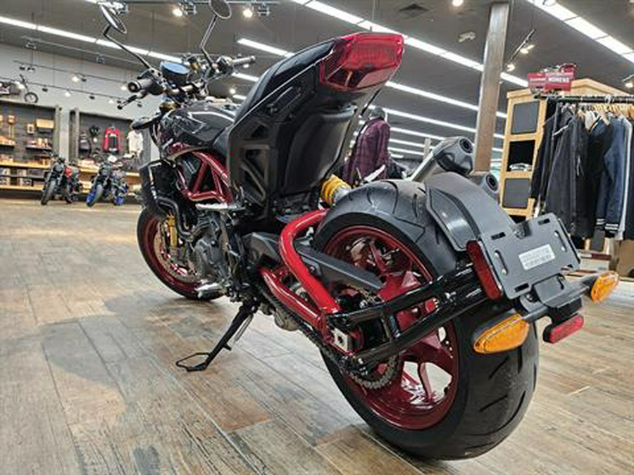 2024 Indian Motorcycle FTR R Carbon