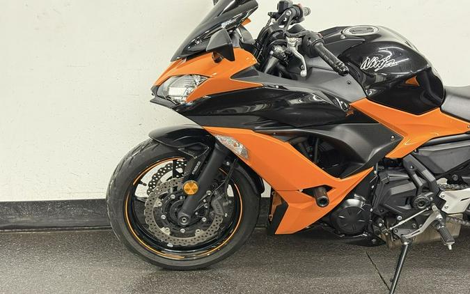 2019 Kawasaki Ninja® 650 ABS Candy Orange/Metallic Spark Black