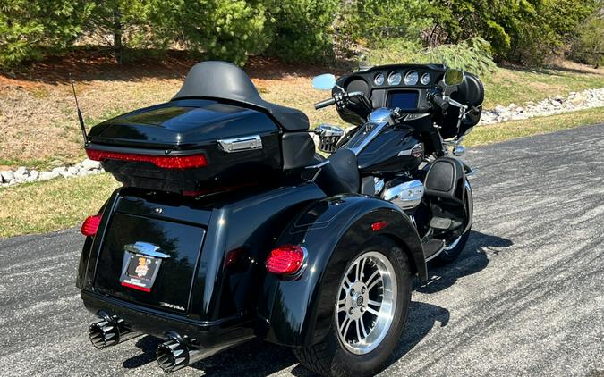 FLHTCUTG 2023 Tri Glide Ultra