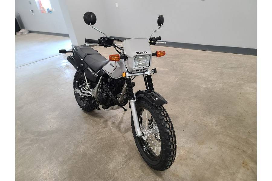 2026 TW200 - Yamaha
