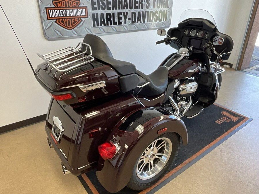 2022 Harley-Davidson® FLHTCUTG - Tri Glide® Ultra