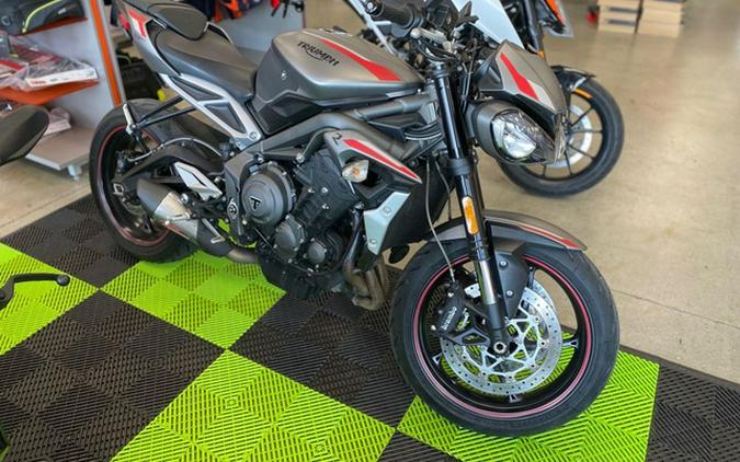 2022 Triumph Street Triple R