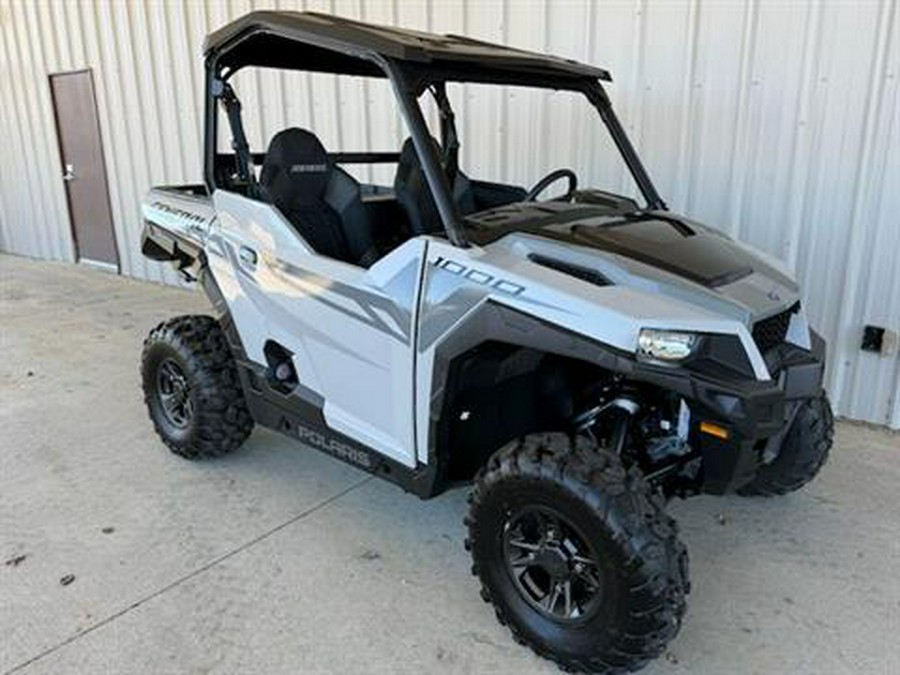 2026 Polaris General 1000 Sport