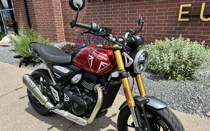 2026 Triumph Speed 400 Lava Red Gloss / Storm Grey